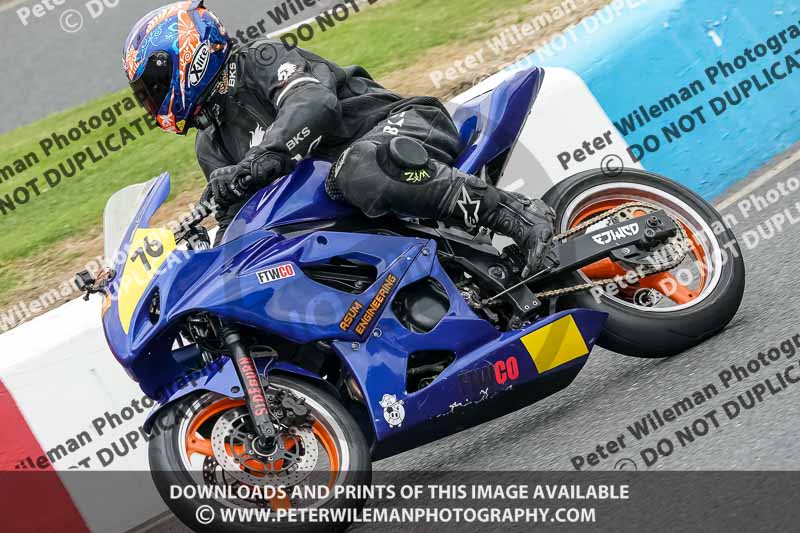 enduro digital images;event digital images;eventdigitalimages;mallory park;mallory park photographs;mallory park trackday;mallory park trackday photographs;no limits trackdays;peter wileman photography;racing digital images;trackday digital images;trackday photos